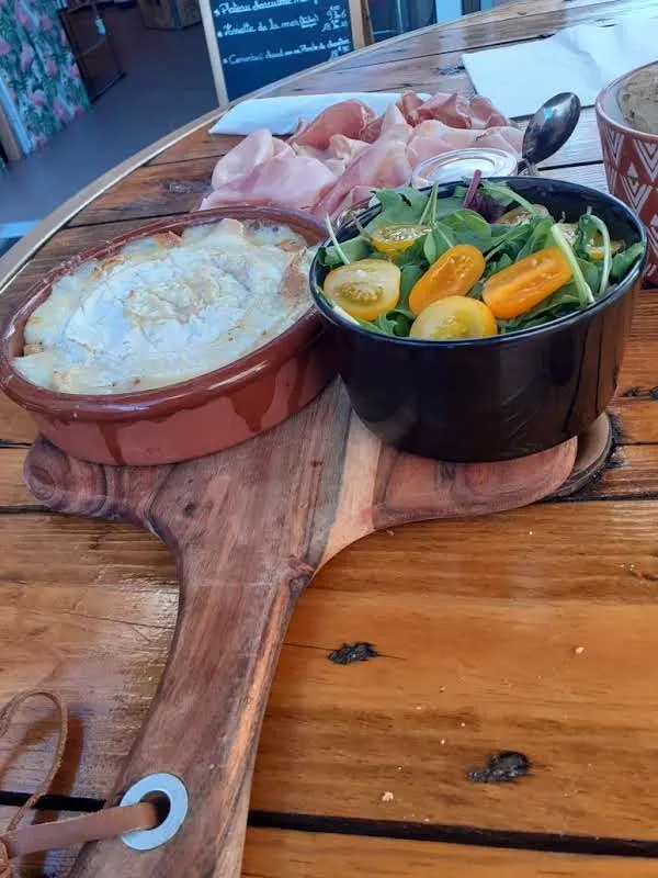 Camembert Rôti Pour Le Petit Déjeuner